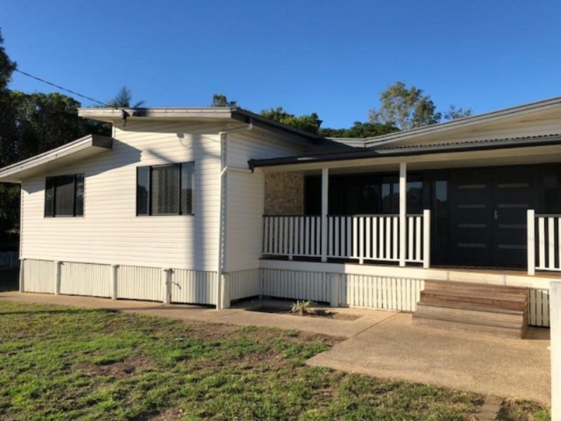 16 Thompson Street, Park Avenue QLD 4701